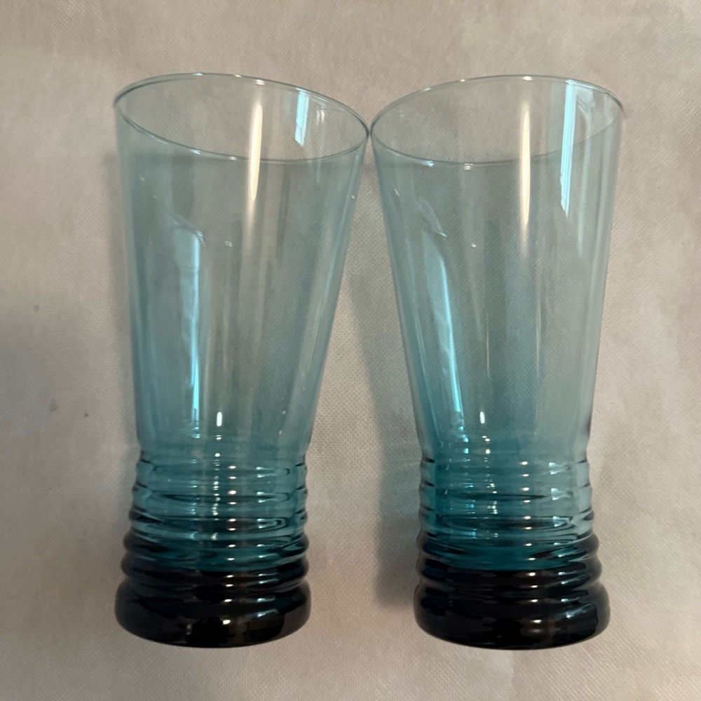 2 Libbey highball glasses, aqua blue. 16oz